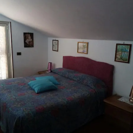 Alexander Bed And Breakfast-2