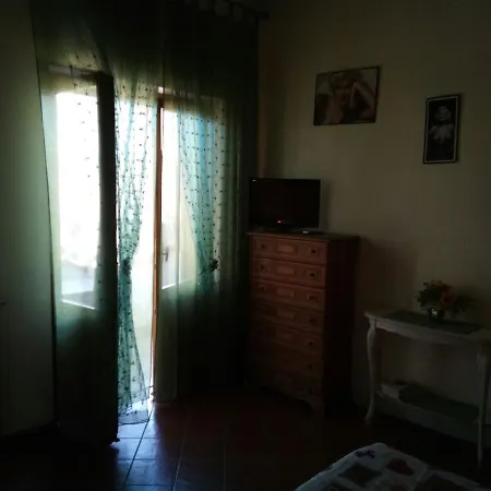 Alexander Bed And Breakfast-3
